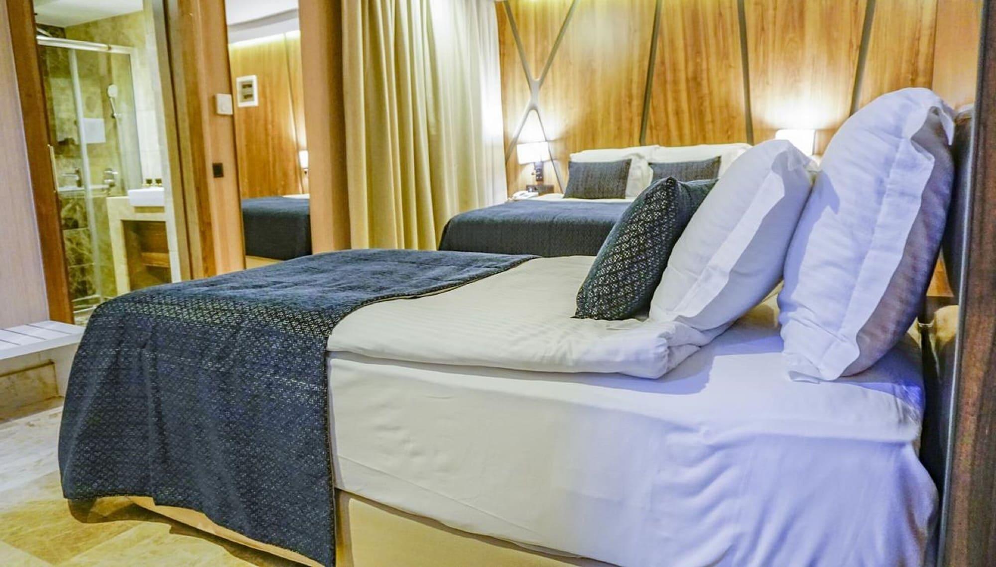 Extenso Hotel Gaziemir Kültér fotó